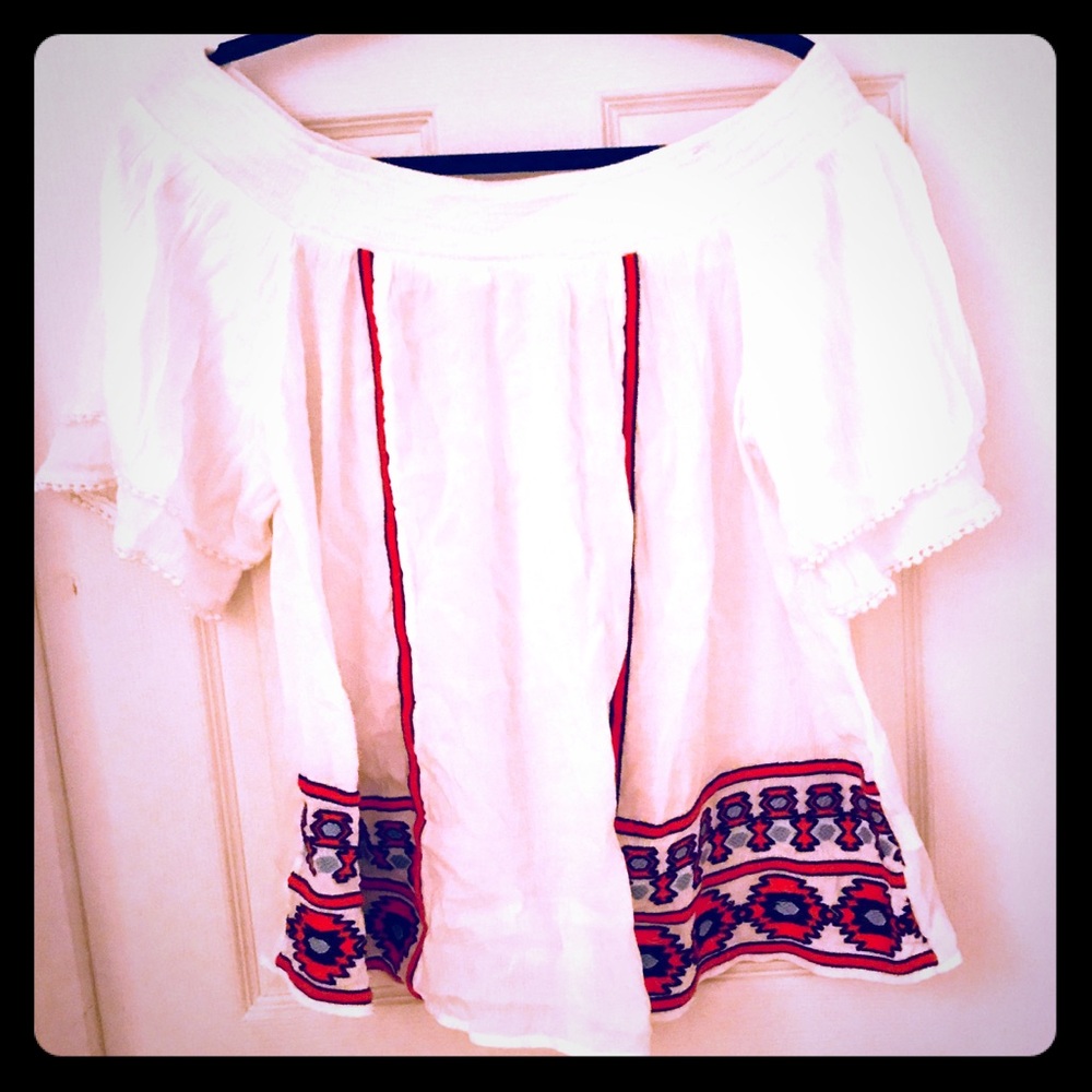 Crown & Ivy Curvy 1x NWOT off shoulder top